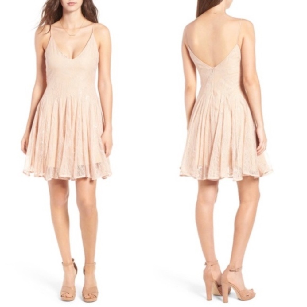 NWOT KEEPSAKE THE LABEL Above The Water Lace Dress